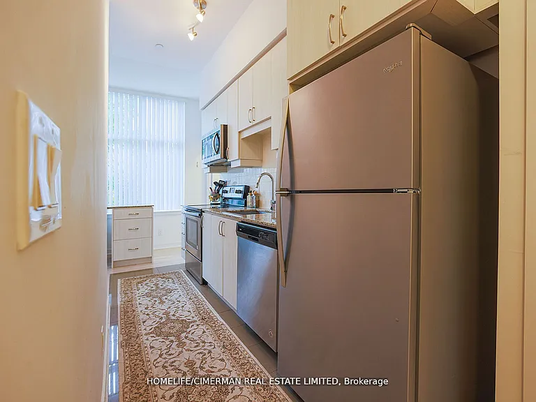 9191 Yonge St #103 — Photo 7