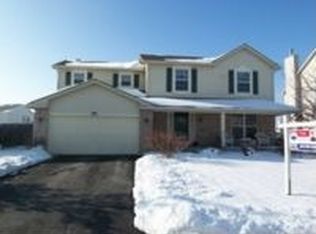 800 Majestic Dr, Algonquin, IL