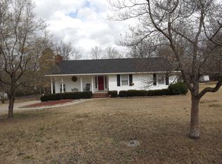 31 Hilltop Dr, Warrenville, SC 29851