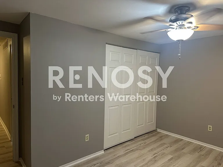 8535 Gradien Dr #15G — Photo 16