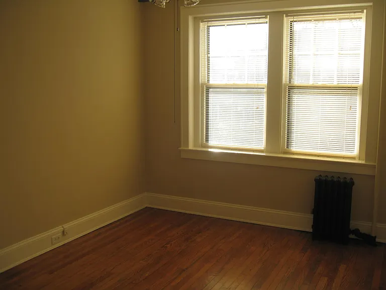 1712 Hampton Blvd #16 — Photo 11