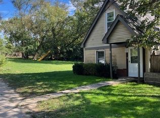 25667 N Diamond Lake Rd, Mundelein, IL 60060