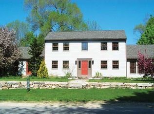 28 Main St, Douglas, MA 01516