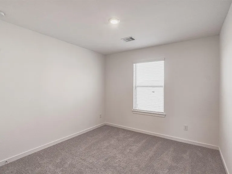 3918 Windy Whisper Dr — Photo 31