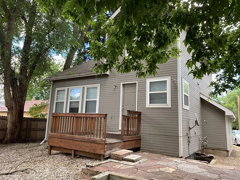 610 S Whitcomb St #B — Photo 35