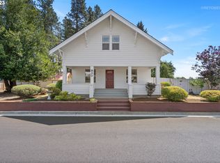 830 N Locust St, Canby, OR 97013