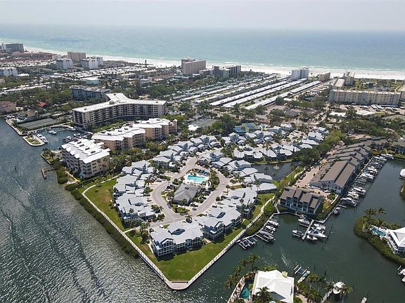 4th image of 1372 Siesta Bayside Dr #C