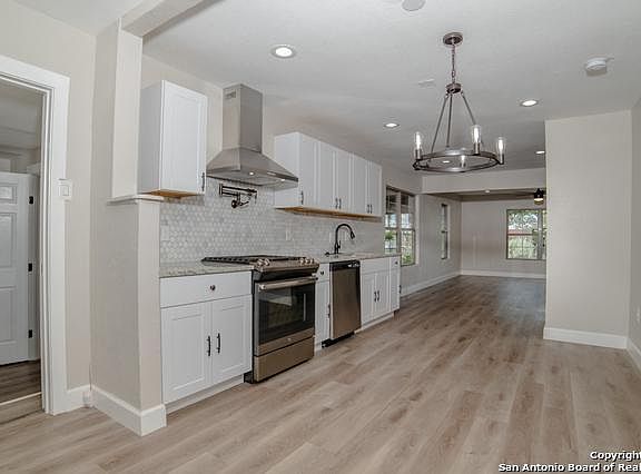 3rd image of 1624 Alametos St