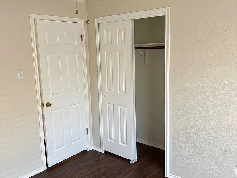 1403 Haley Gray Dr — Photo 19