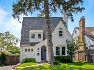 590 Broadview Ave, Highland Park, IL 60035