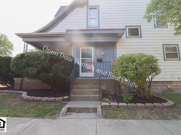 2nd image of 3202 Beaver Ave #1101