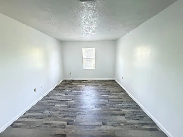 4114 Oak Dr — Photo 11