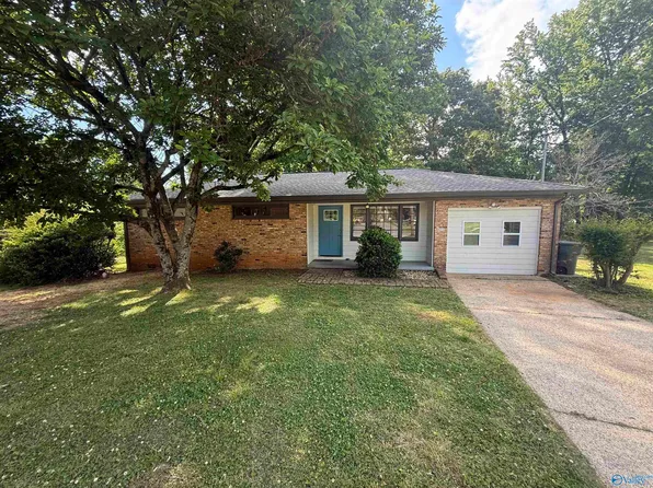 4213 Eastland Dr NW, Huntsville, AL 35810