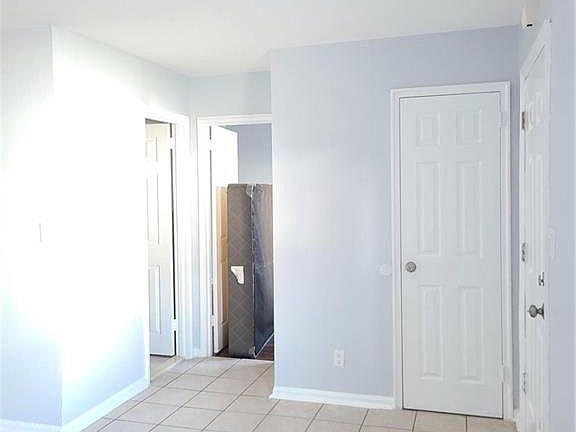 5th image of 64 William St