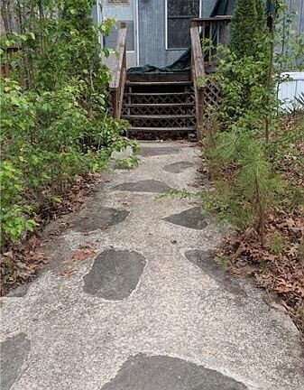 3rd image of 599 Garrison Rd