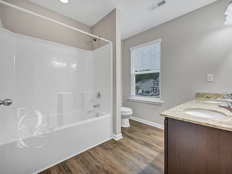 122 Drummond Way — Photo 28