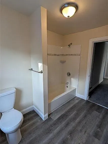 614 Buchanan St — Photo 3