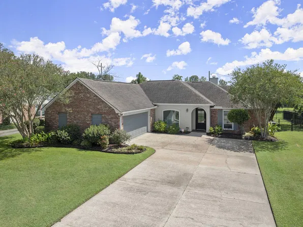 17952 Lake Iris Ave, Baton Rouge, LA 70817