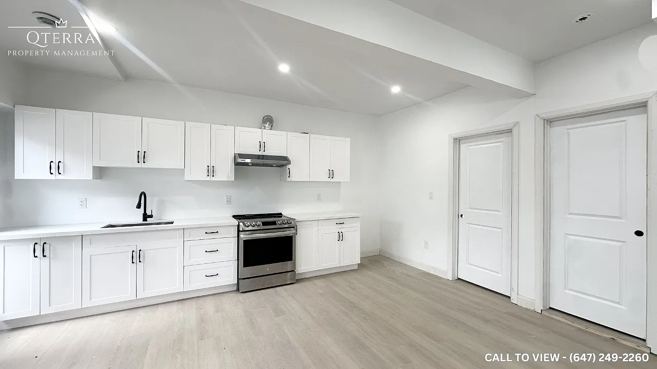 3 bed, 1400 sqft, $2,195 — Photo 2