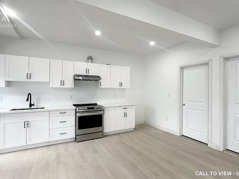 419 Ronald St #2 — Photo 2