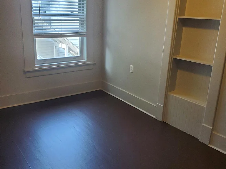 37 S Rembert St — Photo 12