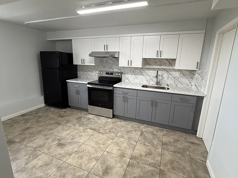 68 Woodland Ave — Photo 1