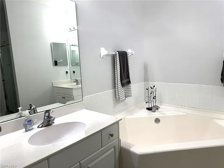 3445 Grand Cypress Dr #202 — Photo 11
