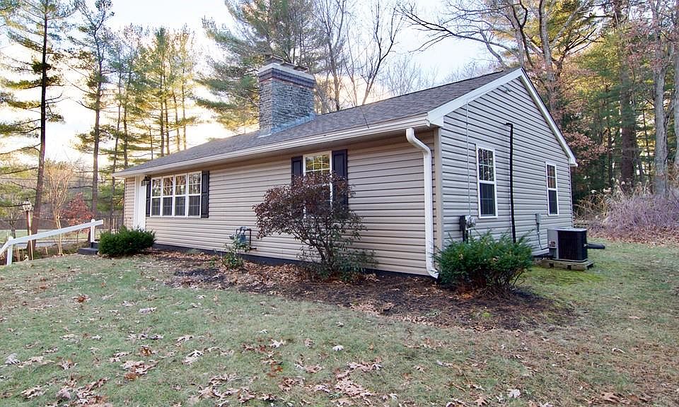 130 Cooley St, Springfield, MA 01128 Zillow