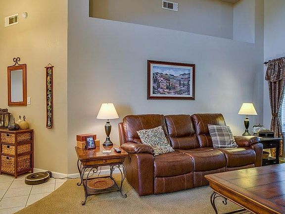 5th image of 2720 Sunview Dr