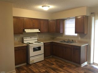 180 Tracy Rd, Marshall, TX 75672