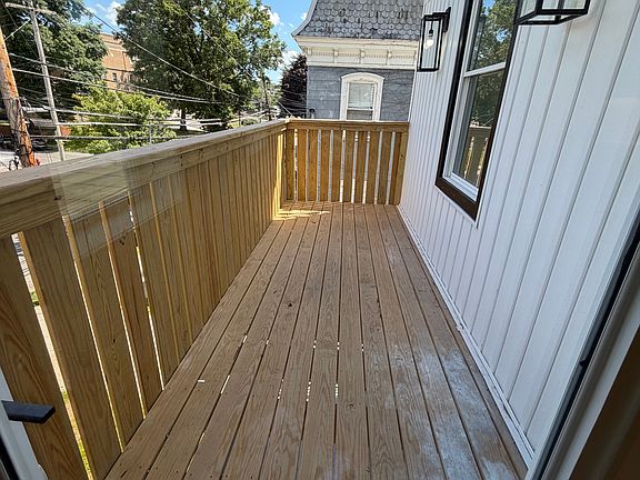 2nd image of 46 N Hamilton St APT 6