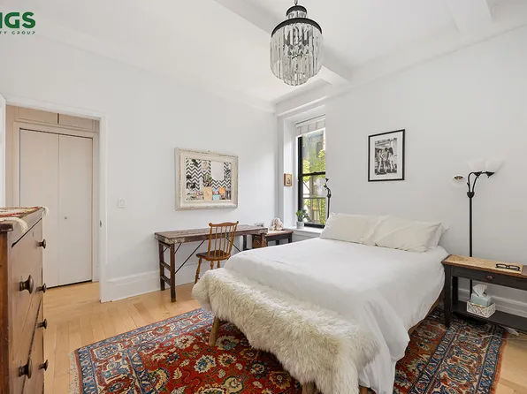 135 West 79th Street image 3 of 7