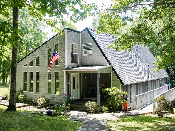 176 Pond Cir, Wellington, KY 40387