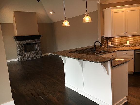 4th image of 3246 S Glen Gables Blvd
