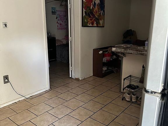 3rd image of 1393 Amarillo St #1-2