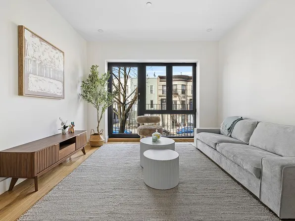 1226 Decatur St #2R, Brooklyn, NY 11207