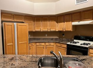 720 N Swallow Ln, Gilbert, AZ 85234