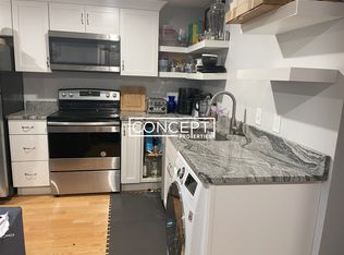 18 Edgerly Pl #3B, Boston, MA 02116