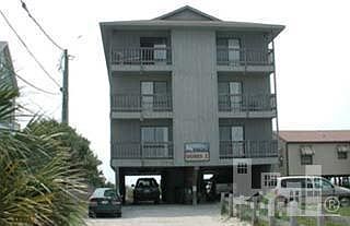 1st image of 1225 S Lake Park Boulevard #3 B