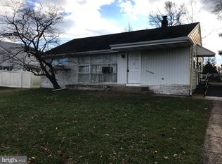 96 Holly Dr, West Deptford, NJ 08096