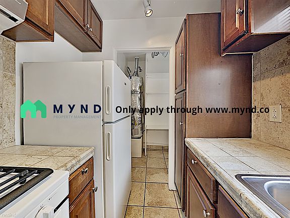 5th image of 4940 Coronado Ave