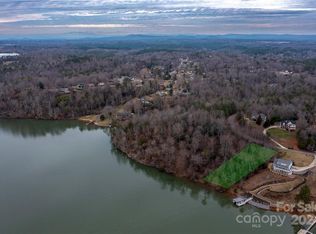 5701 Crown Ter #47, Hickory, NC 28601