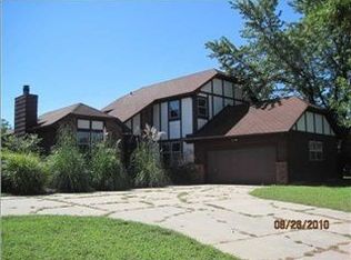8 Rolling Hills Ct, Newton, KS 67114