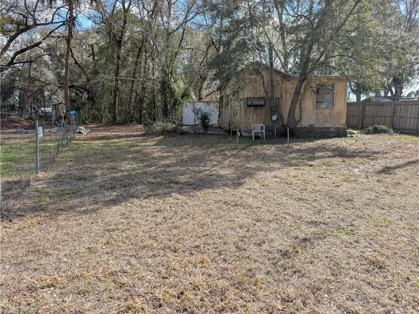 4314 E Fort Apache Pl, Dunnellon, FL 34434