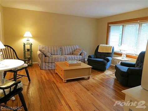 3rd image of 19401 Dogwood Dr