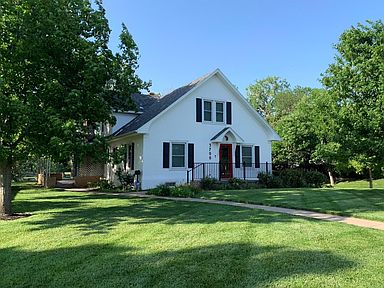 3700 17th St Great Bend Ks 67530 Zillow