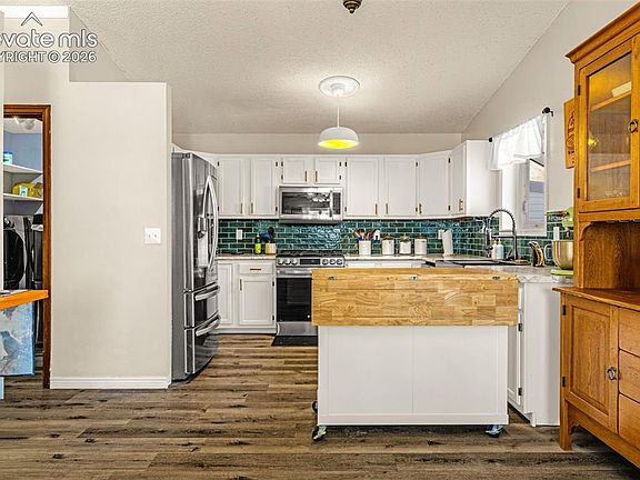 4th image of 5425 Huxley Ct