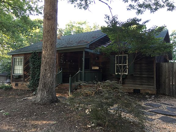 2nd image of 28 Woodharbor Dr