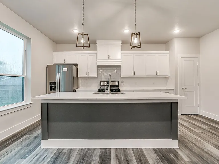 3145 Forest Park Blvd — Photo 8