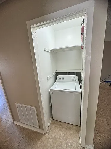 680 Sharp Ln Photo 1